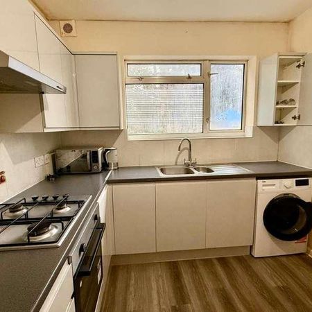 Kingsbury Road, Kingsbury, NW9 - Photo 4