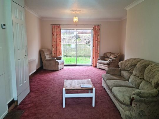 Large 4 Bed Student House - Photo 1