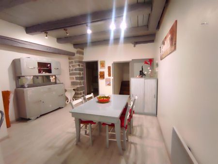 Location Appartement 2 pièces 66m² MILLAU 12100 - Photo 4