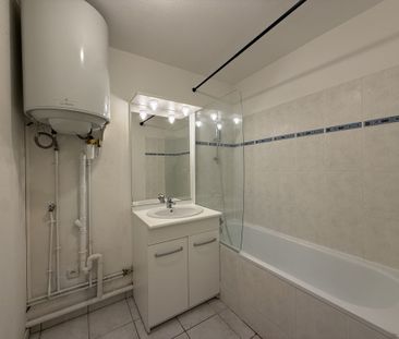 Location Appartement 2 pièces 47m² AMIENS 80000 - Photo 2