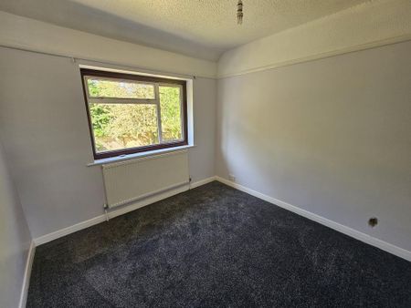 4 bedroom detached house to rent - Photo 4