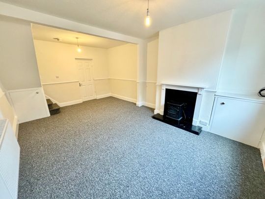 Cross View, Exeter - Photo 1