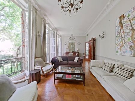Location Appartement 3 pièces Meublé 98m² PARIS 6ème - Photo 3