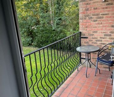 2 Bed Flat, Faygate Court, CR2 - Photo 1