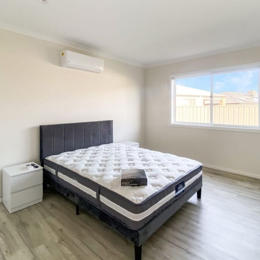 MODERN CO-LIVING PROPERTY - Photo 1