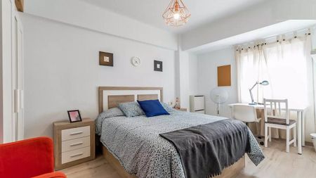 Carrer Lleons, Valencia, Valencian Community 46022 - Photo 3