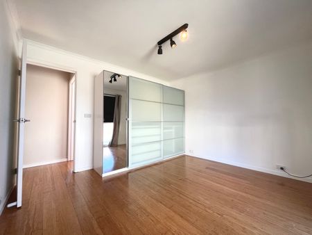 25 Tully Road, Clarinda VIC 3169 - House For Rent | Domain - Photo 3