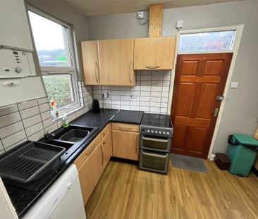 1 bedroom semi-detached house to rent - Photo 2