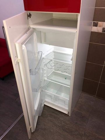 Calle de Sombrerete, Madrid, Community of Madrid 28012 - Photo 5