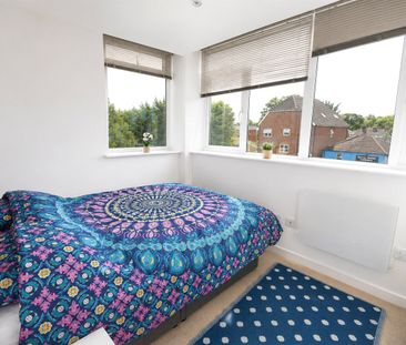 Jukes House, 85 East Street, Epsom, Surrey, KT17 1FA - Photo 2
