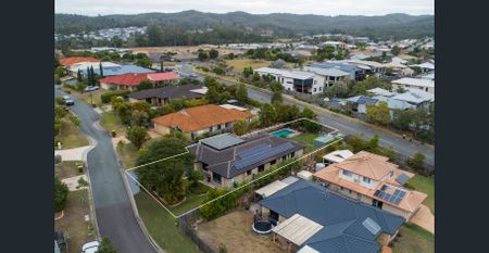 HUGE HOME WITH POOL ON A LARGE BLOCK - Photo 3