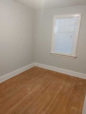 1326 ATHOL 2 BEDROOMS - Photo 5