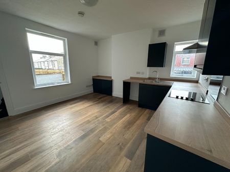 Oxford Street, Colne - Photo 3