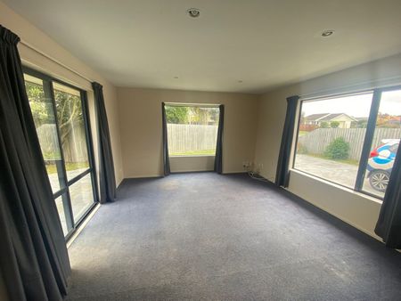 33 Dufek Crescent, Wigram, NZ 8025 - Photo 3