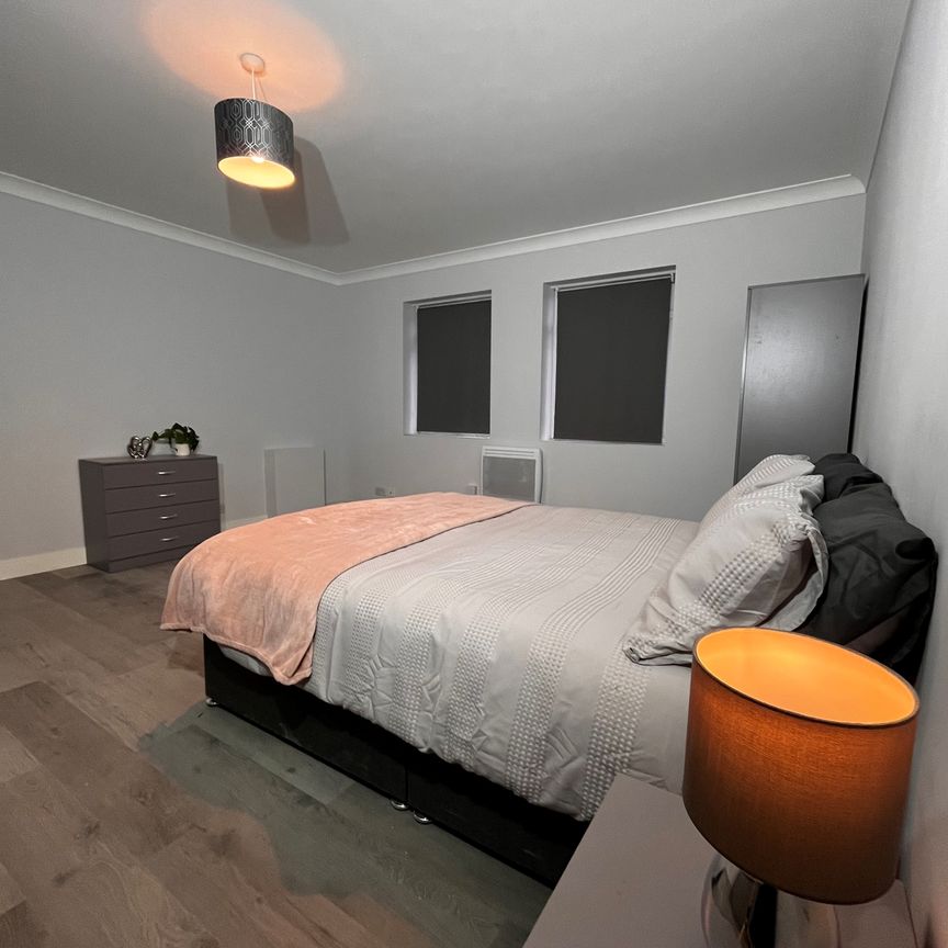 Bournemouth Road, Poole - Photo 1