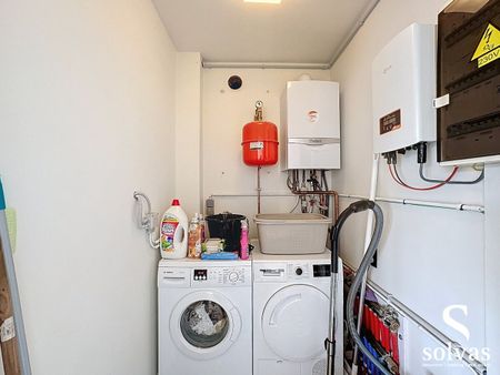 Instapklaar ruim appartement met 3 slaapkamers en balkonterras - Photo 2