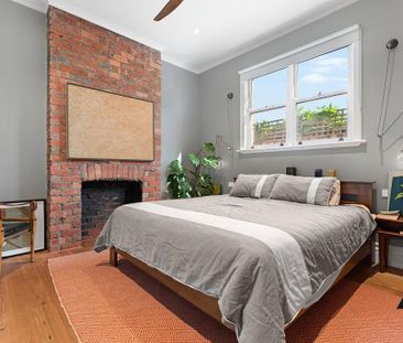 Style & Interior Precision - Photo 5