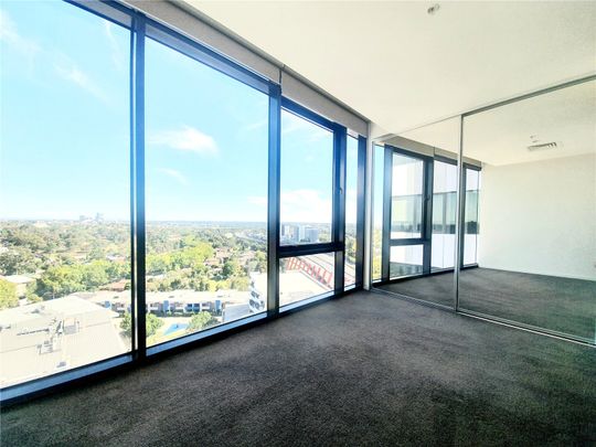 1602/18 Mt Alexander Road - Photo 1