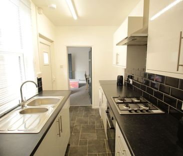 Student Accommodation, 16 Carholme Road, Newland, Lincoln, Lincolns... - Photo 2