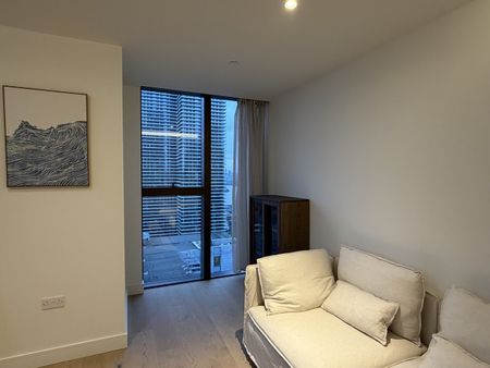 2 Bed Flat, South Quay Plaza, E14 - Photo 3