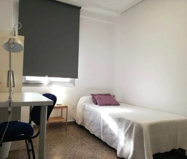 Carrer del Clariano, Valencia, Valencian Community 46021 - Photo 3