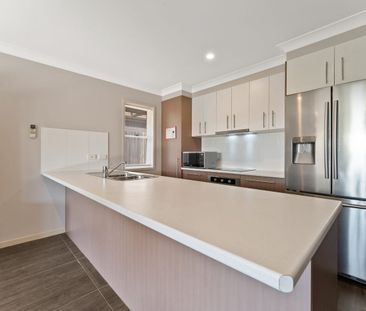 SPACIOUS 3 BEDROOM UNIT IN CONVENIENT BORONIA HEIGHTS LOCATION - Photo 4