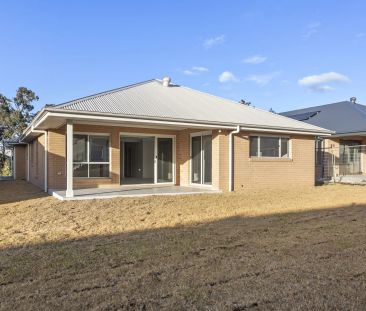 4 Bedroom Home - Photo 2