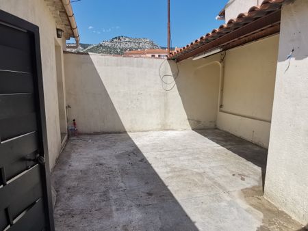 À Toulon, Maisonette indépendante de 31m² à louer avec terrasse - Photo 5