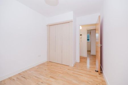 2 bedroom property to rent - Photo 4