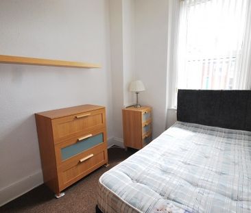 5 Bed - Hotspur Street, Heaton - Photo 5