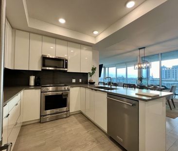 Classy Furnished Condo at Ellis Parc: 2 Bdrm - Photo 3