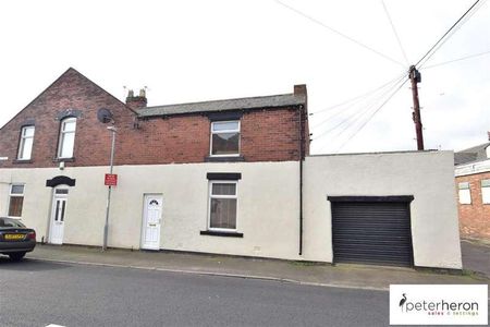 Clarence Street, Southwick, Sunderland, SR5 - Photo 2