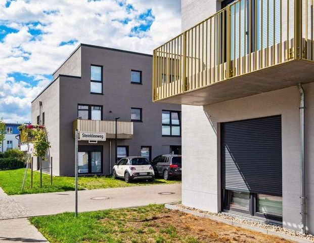 Moderne 3 Zimmer Wohnung mit Terrasse im Grünen! - Foto 1