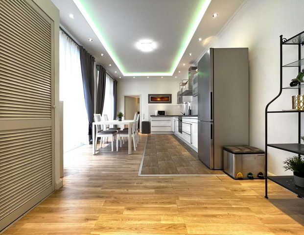 KL - Nähe Klinikum, Maisonette-Wohnung, teilmöbliert, 2,5 ZKB, Terrasse, EBK, Tageslichtbad, Carport - Foto 1