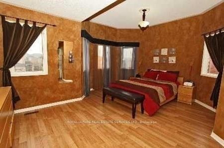 Semi-Detached Home For Lease | W8128372 - Photo 3