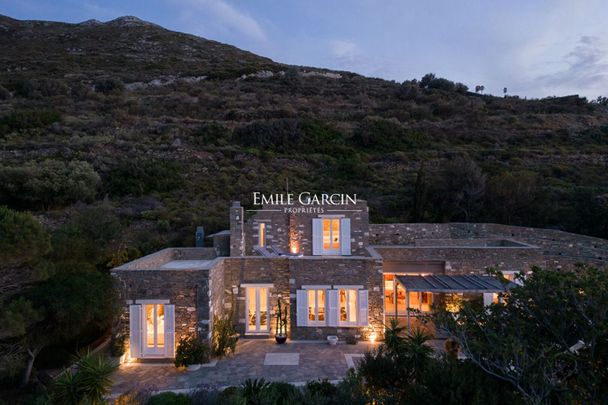 Sanctuaire Serein : Villa à Louer dans les Collines de Kavaki, Paros - Photo 1