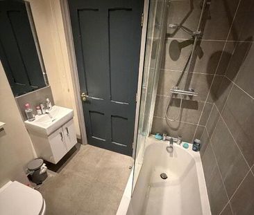 Apt 5, 1 Sussex Place, Belfast, BT2 8AL - Photo 6