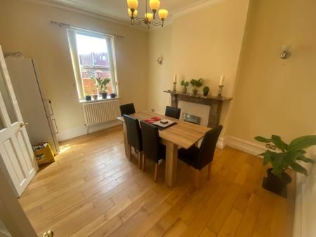 Rangemore Street, Staffordshire, Burton upon Trent, DE14 - Photo 1