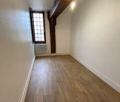 Location maison 5 pièces, 110.00m², Veuzain-sur-Loire - Photo 1