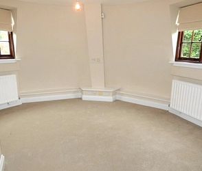 Upper Roundel Park Road, Faversham, ME13 8ES, Kent - Photo 4