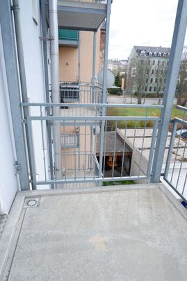 2. OG / Bad mit Fenster / Balkon / frei ab 1.8.24 - Foto 1