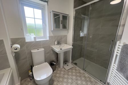 Rhodfa'r Morwydd - Photo 2