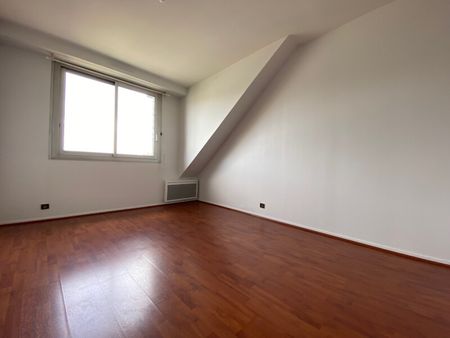 Location Appartement 2 pièces 50m² ORLEANS 45000 - Photo 4
