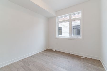 For Lease - 1062 Douglas Mccurdy Comm Court Unit# 229, Mississauga, Ontario - Photo 3