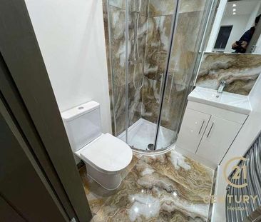 Norwood Road, UB2 - Photo 5