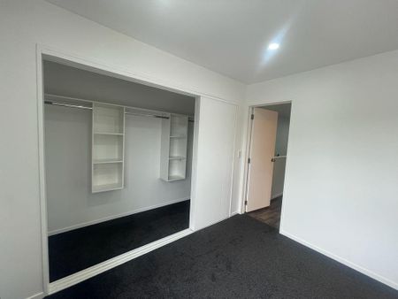 PAPAKURA, 3 BEDROOMS - Photo 3