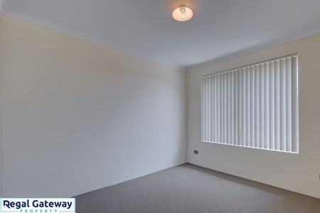 10 Massicot Road, TREEBY WA 6164 - Photo 2