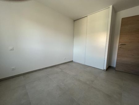 Location appartement à Penta di casinca - Photo 3