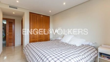 Piso de alquiler en Mestalla - Photo 5