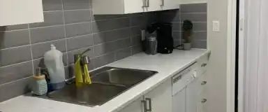 Cozy 2Bedroom in Highlands | 8 - 3911 1 Street Northeast, Calgary - Photo 1